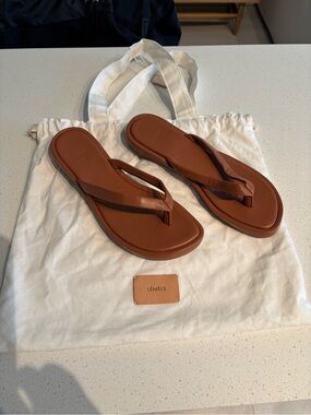 Lemélis Brown Leather Flip Flop Sandals